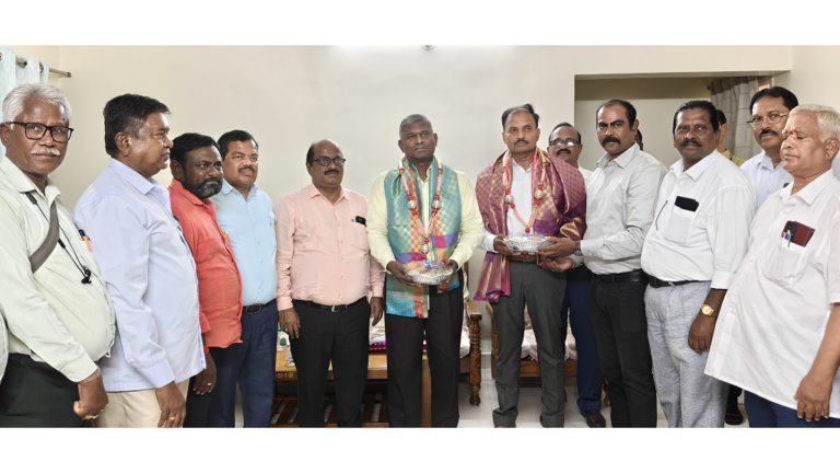 Felicitation of Zonal Manager and Regional Manager at Raichur Division